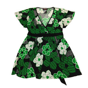 Vintage Y2K Top Size XL Green Floral Milkmaid Flutter Sleeve Tie Back **READ**